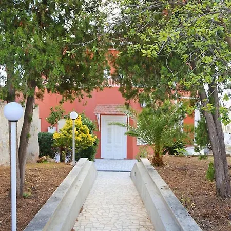 לינה וארוחת בוקר Edera