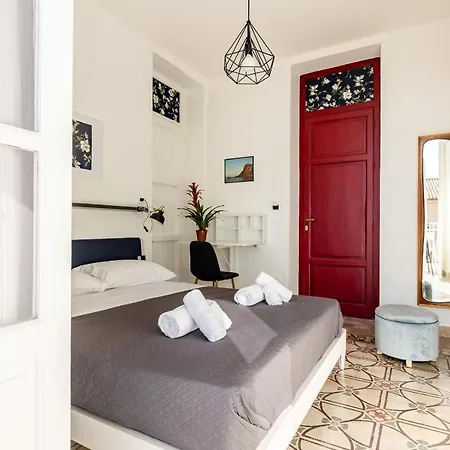 Edera לינה וארוחת בוקר 4*