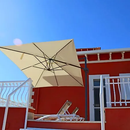 לינה וארוחת בוקר Edera 4*