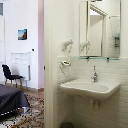 לינה וארוחת בוקר Edera 4*