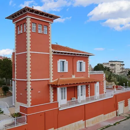 Edera Santa Flavia